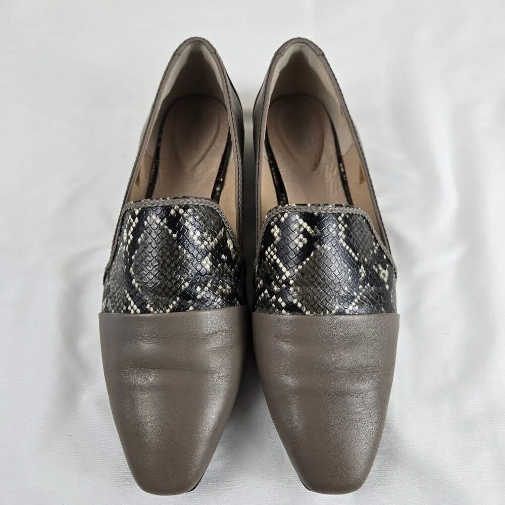Rockport Women's Size 10 Dover Grey Aniumal Print Slip On Leather Loafer